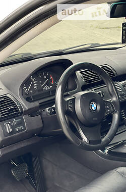Внедорожник / Кроссовер BMW X5 2004 в 
