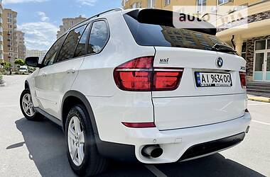 Позашляховик / Кросовер BMW X5 2011 в Києві