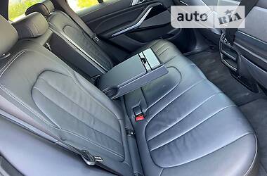 Позашляховик / Кросовер BMW X5 2020 в 