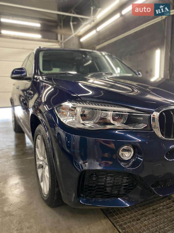Позашляховик / Кросовер BMW X5 2016 в Рівному