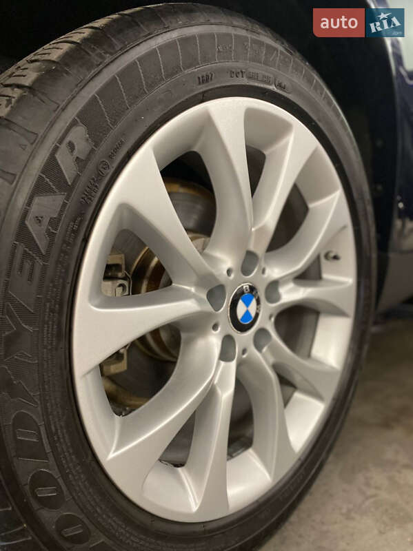 Позашляховик / Кросовер BMW X5 2016 в Рівному
