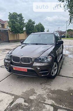 Внедорожник / Кроссовер BMW X5 2012 в Житомире