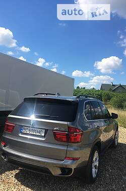 Внедорожник / Кроссовер BMW X5 2013 в 