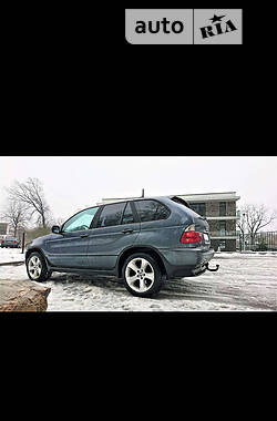 Внедорожник / Кроссовер BMW X5 2001 в Киеве