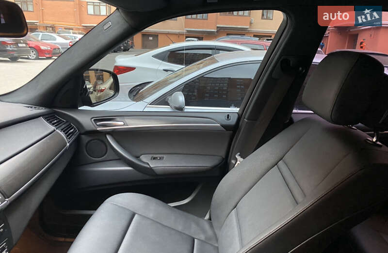 Позашляховик / Кросовер BMW X5 2011 в Дніпрі