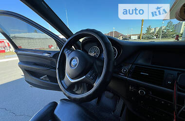 Позашляховик / Кросовер BMW X5 2009 в 