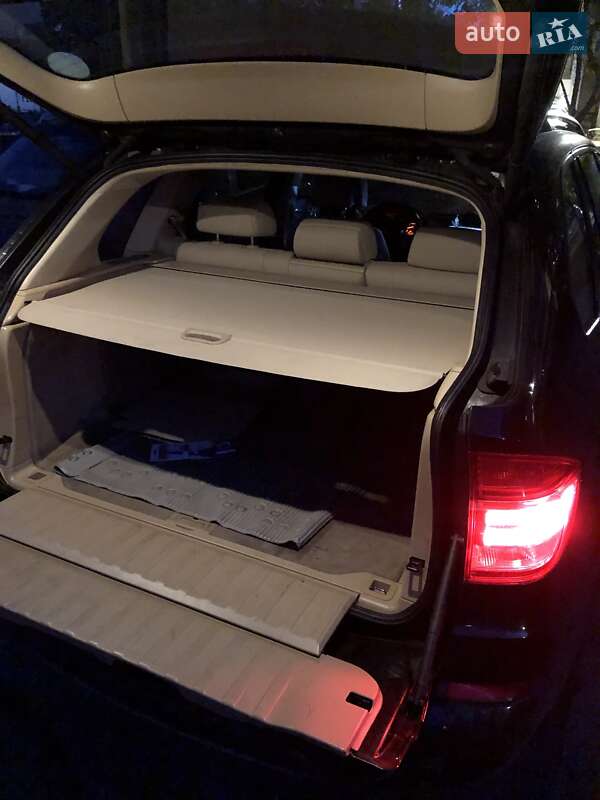 Позашляховик / Кросовер BMW X5 2012 в Києві