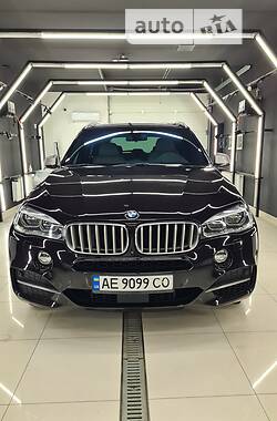 Внедорожник / Кроссовер BMW X5 2016 в 