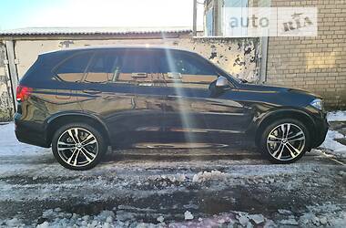 Внедорожник / Кроссовер BMW X5 2016 в 