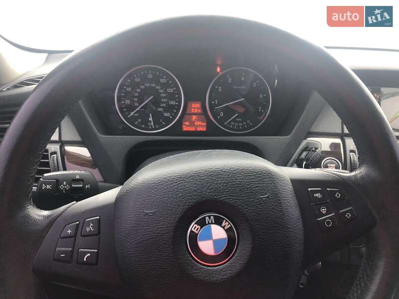 Внедорожник / Кроссовер BMW X5 2010 в Киеве