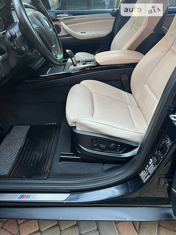 Позашляховик / Кросовер BMW X5 2010 в Краснокутську