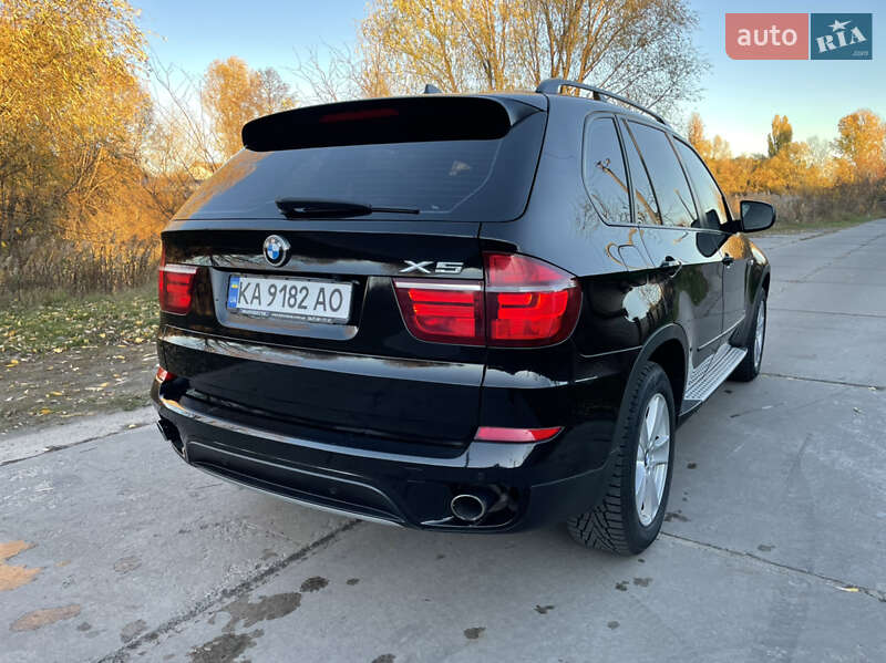 Внедорожник / Кроссовер BMW X5 2011 в Киеве