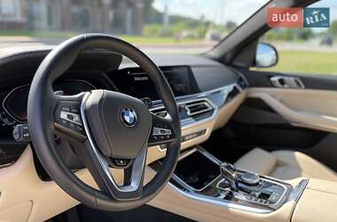 Внедорожник / Кроссовер BMW X5 2021 в Киеве