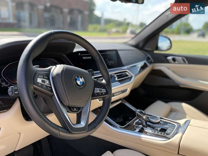 Внедорожник / Кроссовер BMW X5 2021 в Киеве