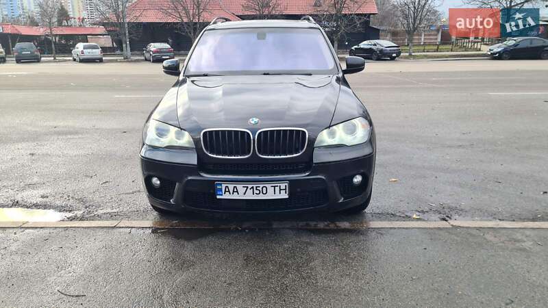 Внедорожник / Кроссовер BMW X5 2013 в Киеве