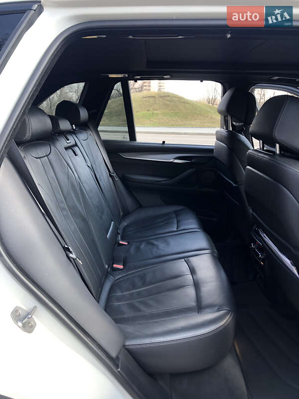 Внедорожник / Кроссовер BMW X5 2018 в Кропивницком