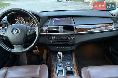 Внедорожник / Кроссовер BMW X5 2011 в 