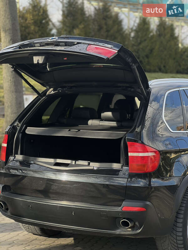 Позашляховик / Кросовер BMW X5 2008 в Острозі