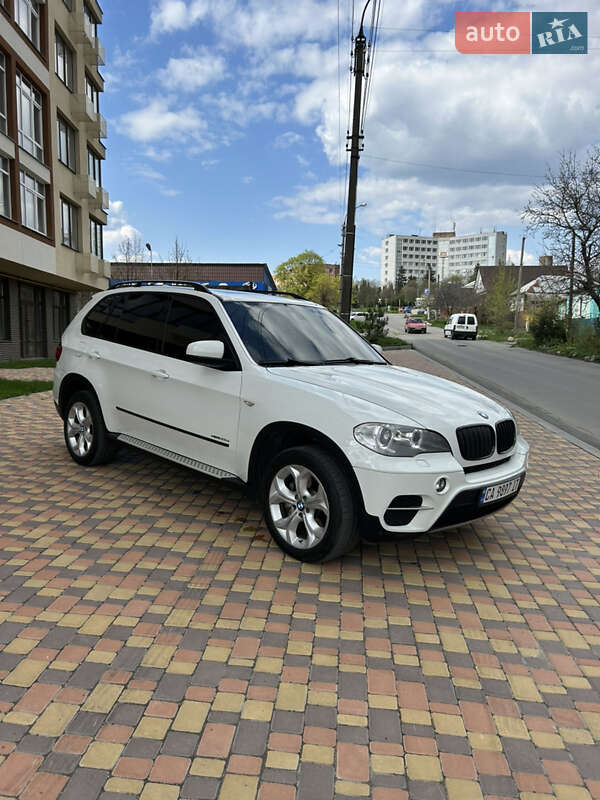 Внедорожник / Кроссовер BMW X5 2011 в Умани