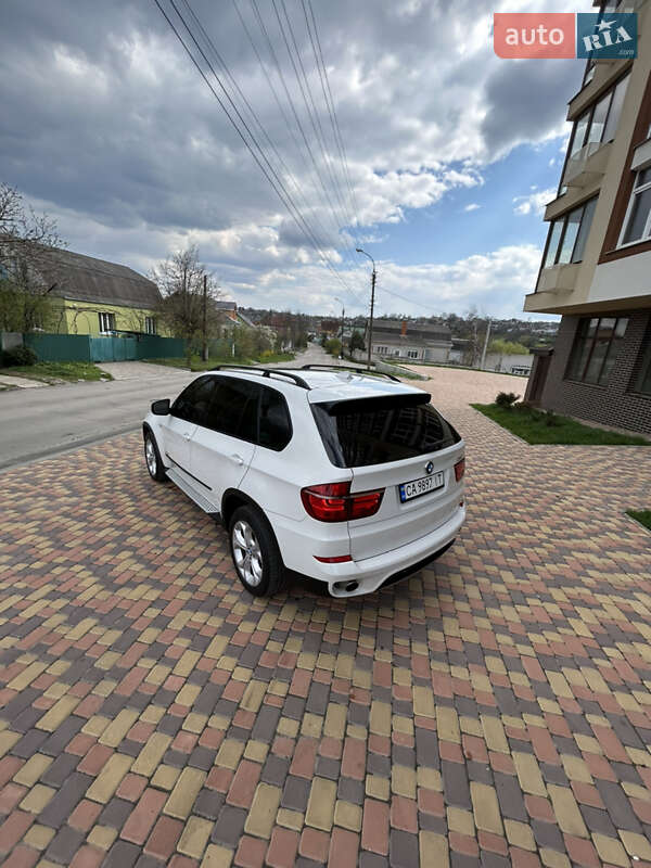 Внедорожник / Кроссовер BMW X5 2011 в Умани