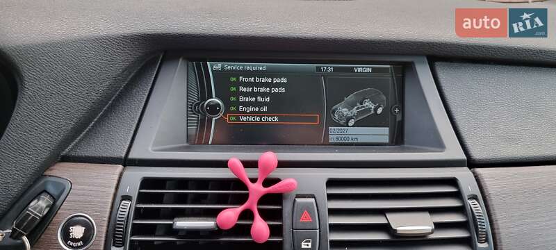 Внедорожник / Кроссовер BMW X5 2010 в Черновцах