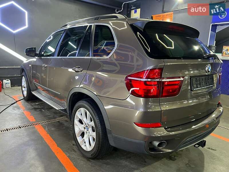 Позашляховик / Кросовер BMW X5 2012 в Полтаві фото 14 Позашляховик / Кросовер BMW X5 2012 в Полтаві