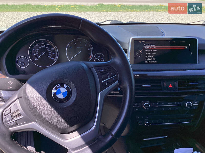 Позашляховик / Кросовер BMW X5 2015 в Тернополі