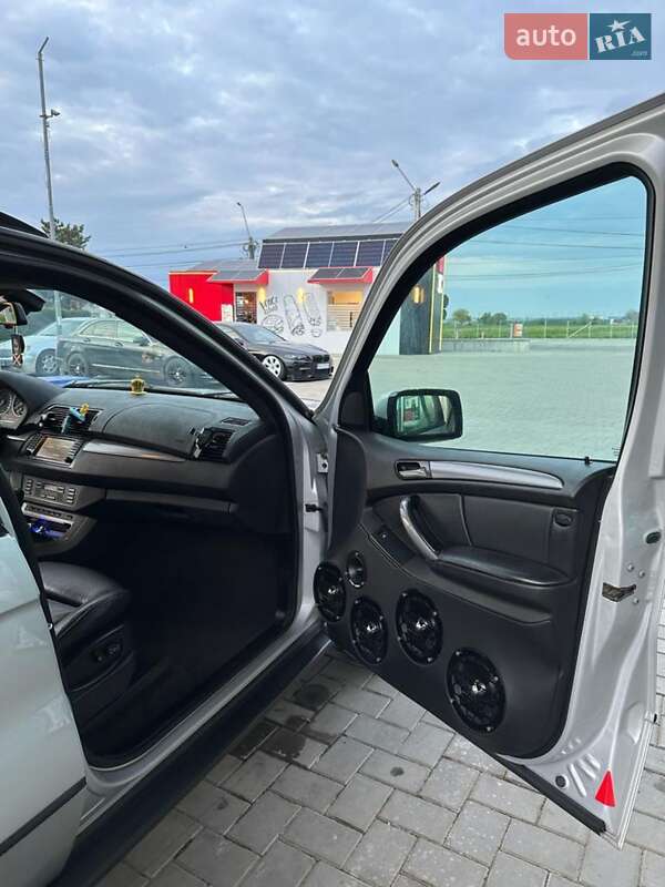 Внедорожник / Кроссовер BMW X5 2006 в Черновцах