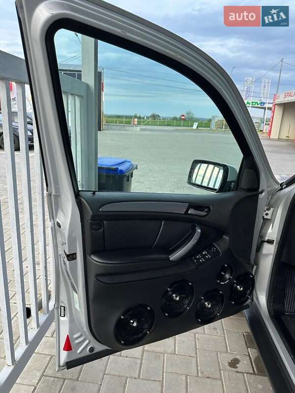 Внедорожник / Кроссовер BMW X5 2006 в Черновцах