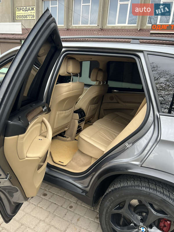 Внедорожник / Кроссовер BMW X5 2011 в Долине