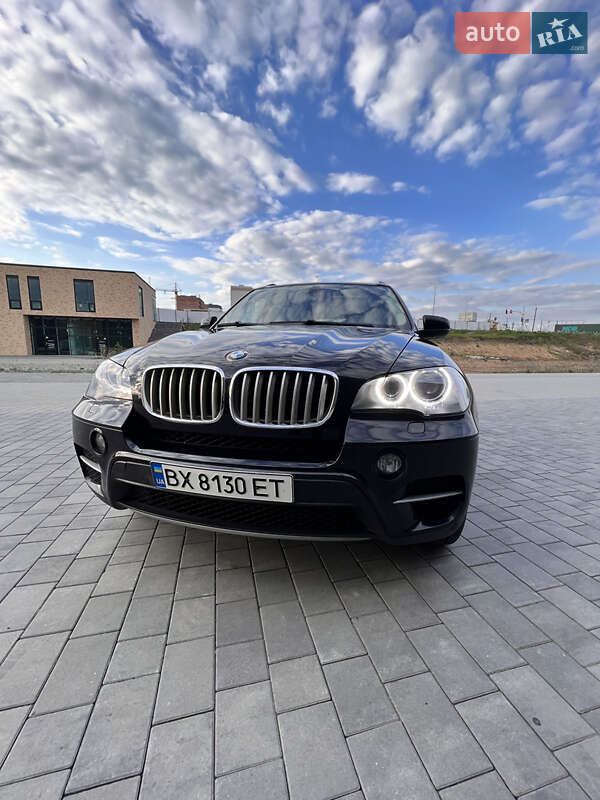 Внедорожник / Кроссовер BMW X5 2012 в Хмельницком