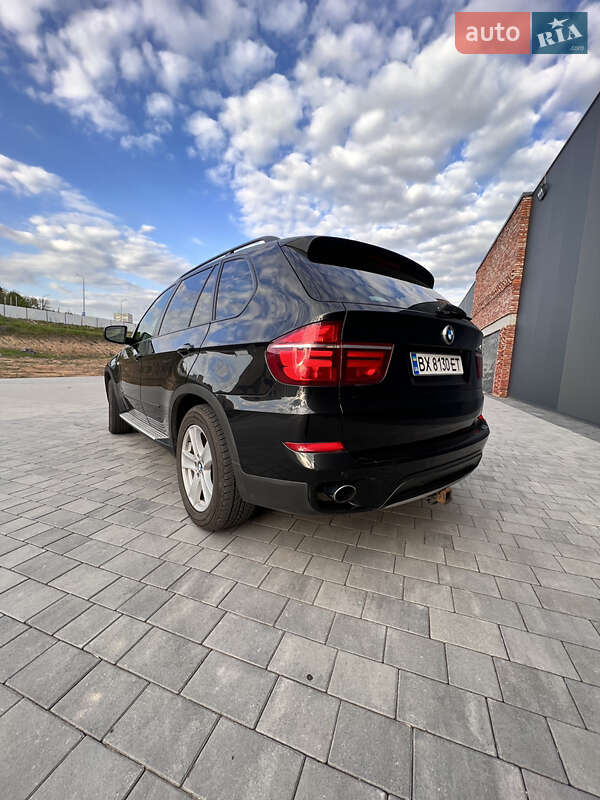 Внедорожник / Кроссовер BMW X5 2012 в Хмельницком