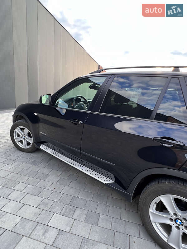 Внедорожник / Кроссовер BMW X5 2012 в Хмельницком