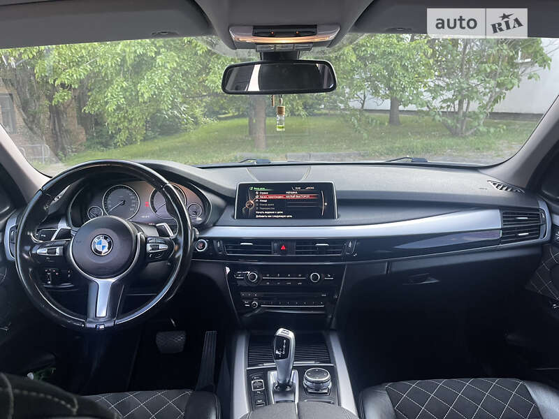 Внедорожник / Кроссовер BMW X5 2016 в Киеве