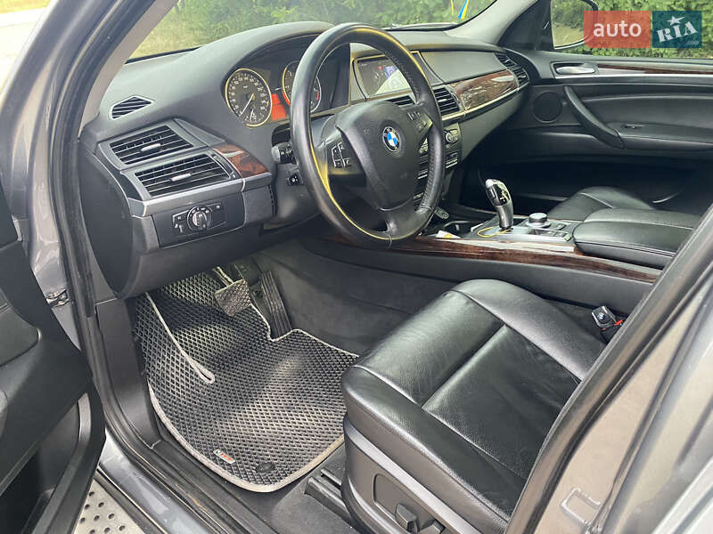 Внедорожник / Кроссовер BMW X5 2008 в Павлограде