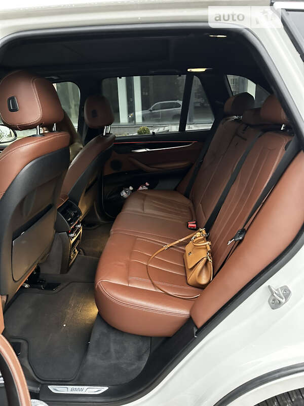 Позашляховик / Кросовер BMW X5 2017 в Києві