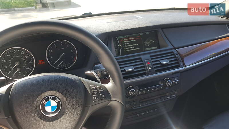 Позашляховик / Кросовер BMW X5 2013 в Івано-Франківську