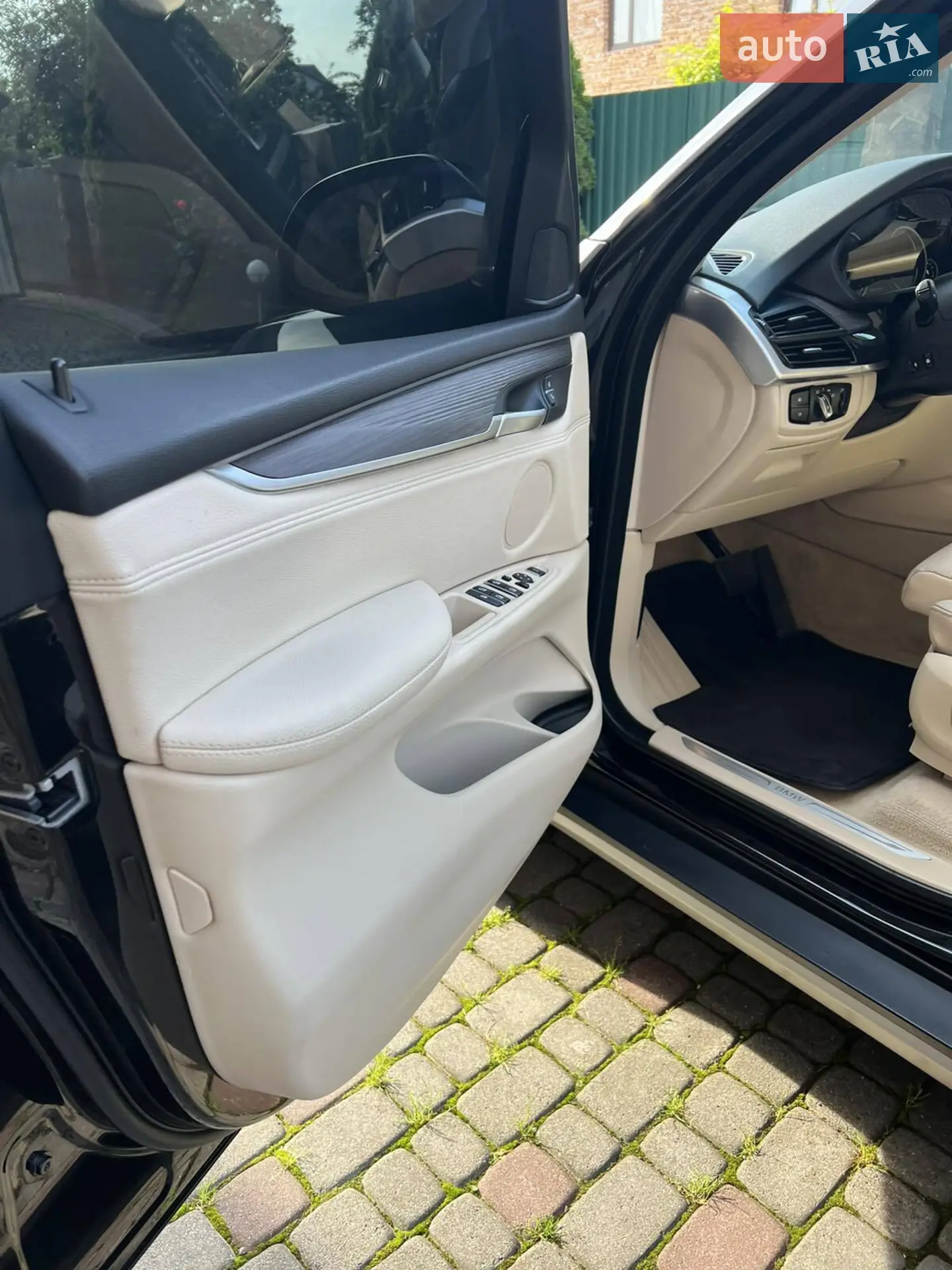 2016 BMW X5 - мініатюра 16