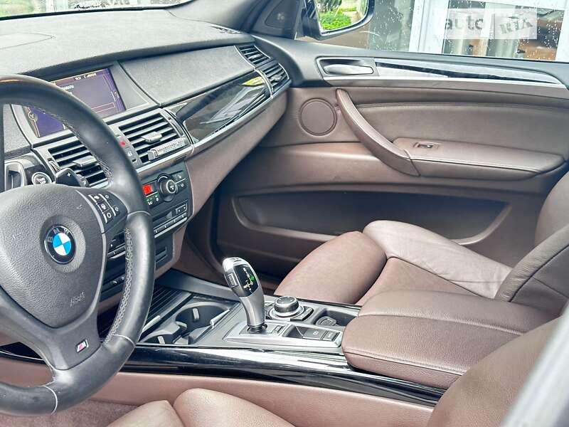 Внедорожник / Кроссовер BMW X5 2013 в Киеве