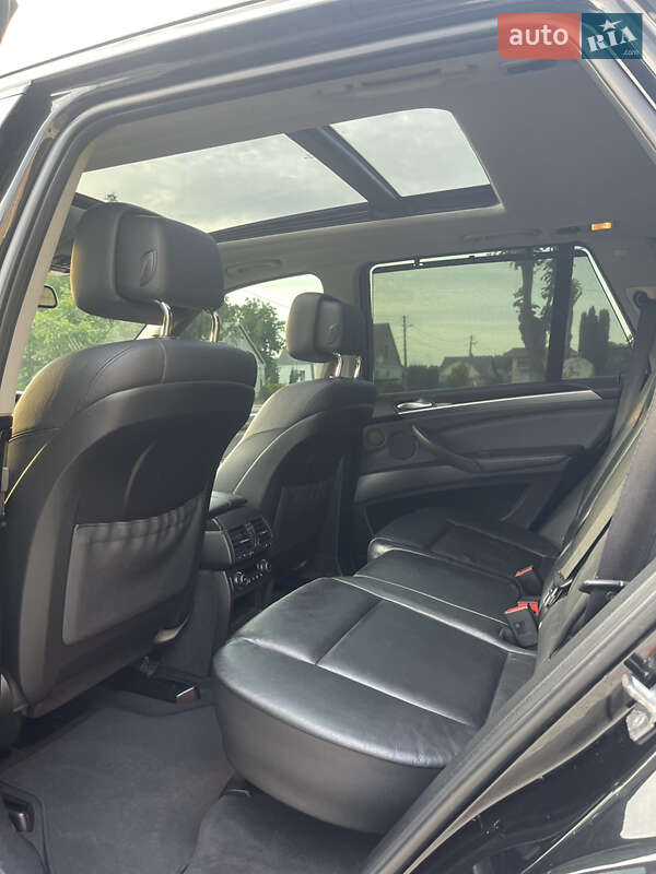 Внедорожник / Кроссовер BMW X5 2011 в Луцке