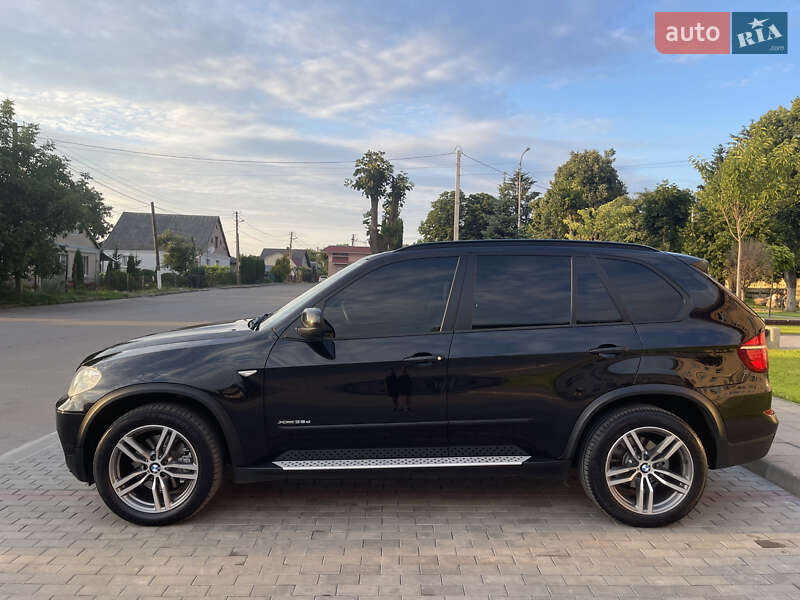 Внедорожник / Кроссовер BMW X5 2011 в Луцке