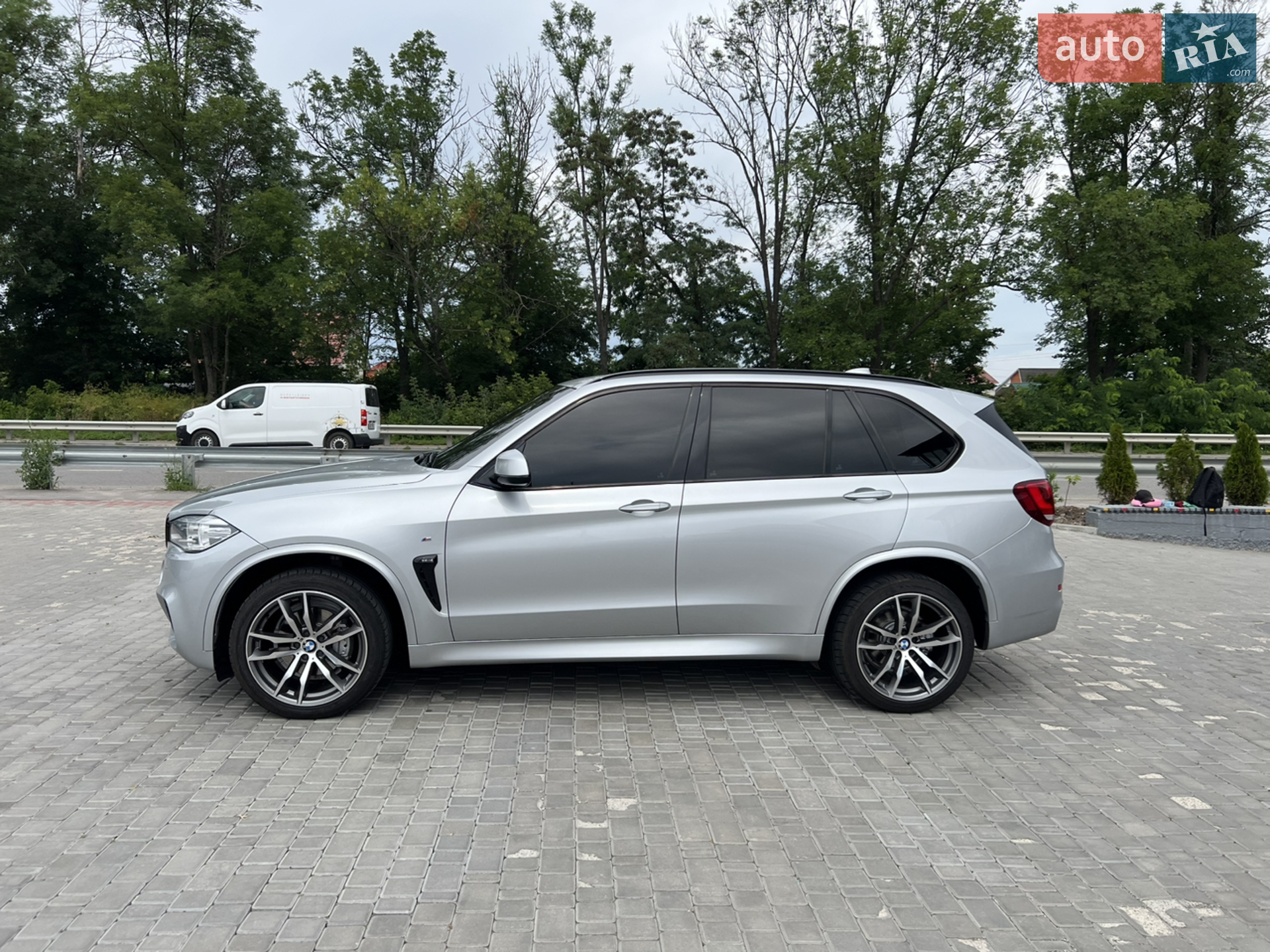 2016 BMW X5 - мініатюра 13
