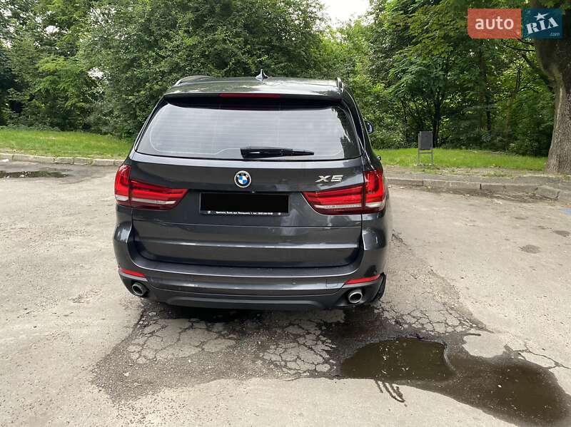 Позашляховик / Кросовер BMW X5 2015 в 