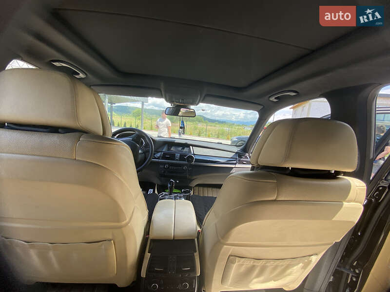 Позашляховик / Кросовер BMW X5 2012 в Львові