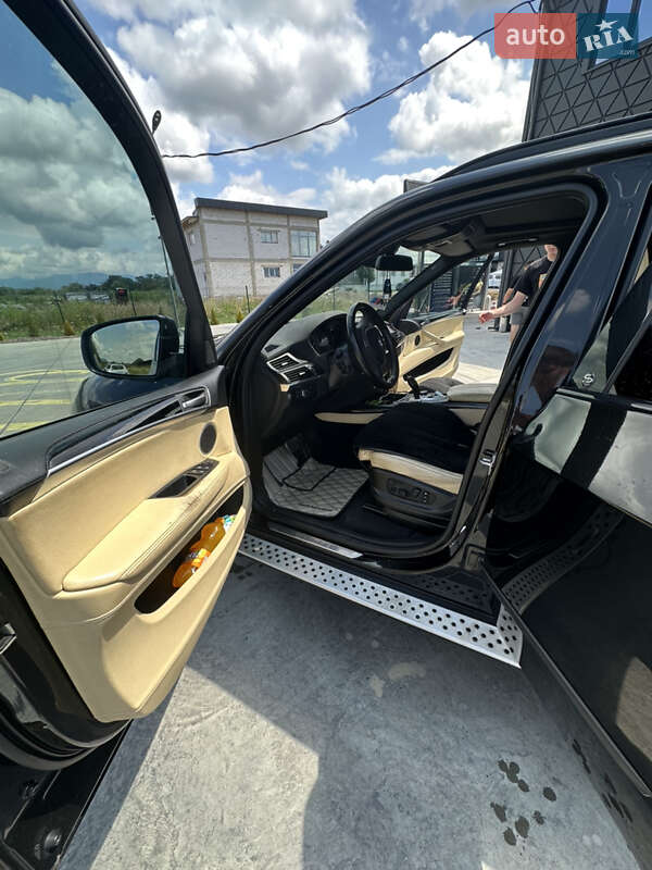 Позашляховик / Кросовер BMW X5 2012 в Львові
