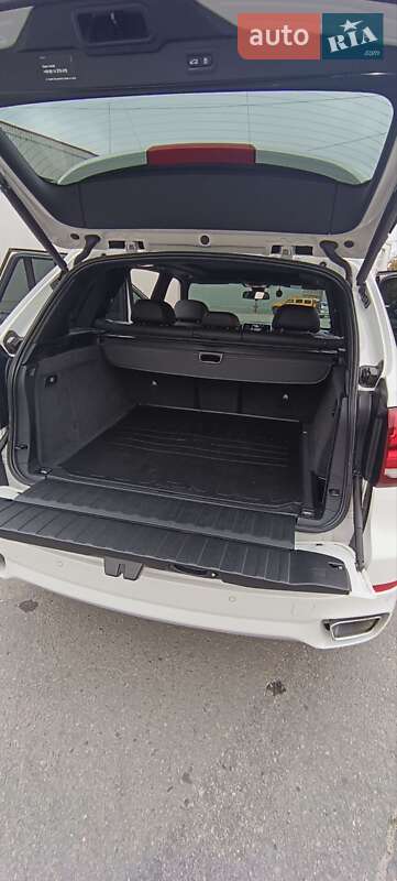 Позашляховик / Кросовер BMW X5 2015 в Києві