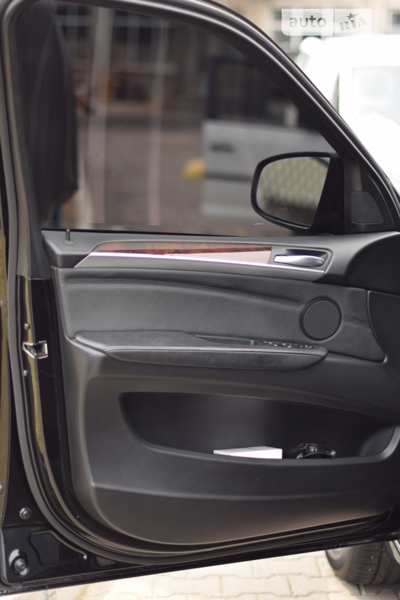 2010 BMW X5 - мініатюра 24