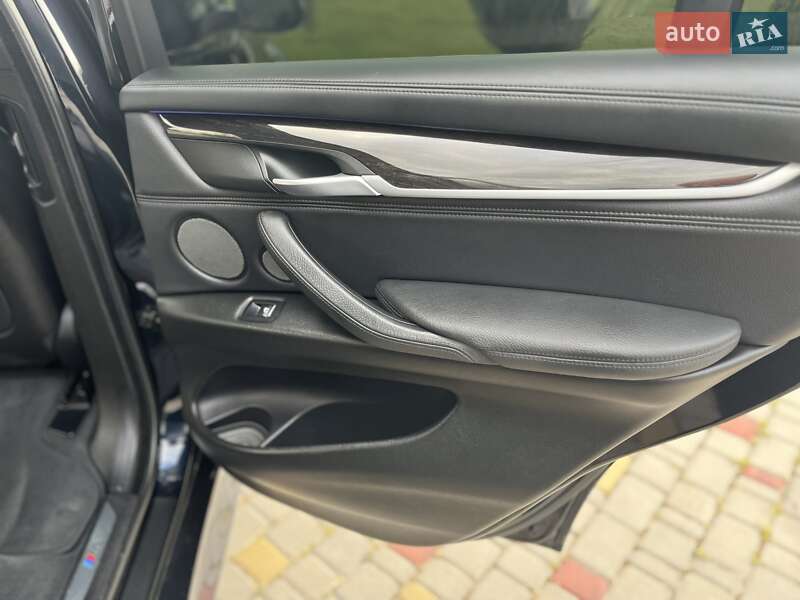 Внедорожник / Кроссовер BMW X5 2014 в Измаиле