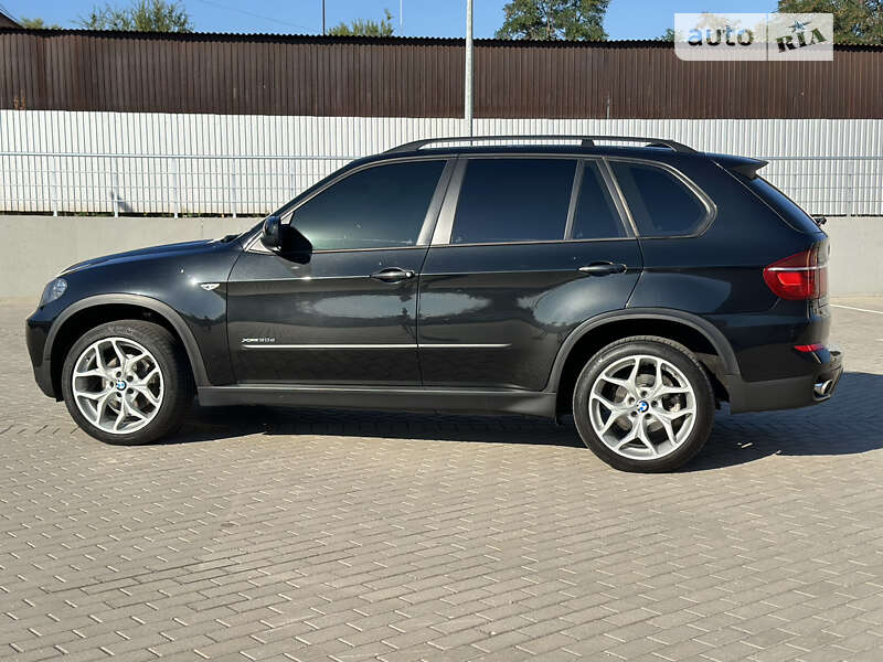 Внедорожник / Кроссовер BMW X5 2010 в Запорожье