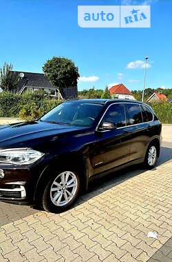 Внедорожник / Кроссовер BMW X5 2016 в Запорожье